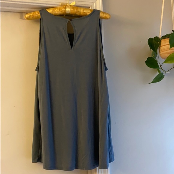 Dress/Work Tank - Picture 3 of 4